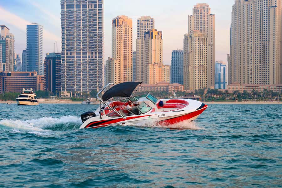 Dubai: Private Boat Tour - JBR/Burj Al Arab/Atlantis options - A private boat tour built around Dubai’s biggest icons
