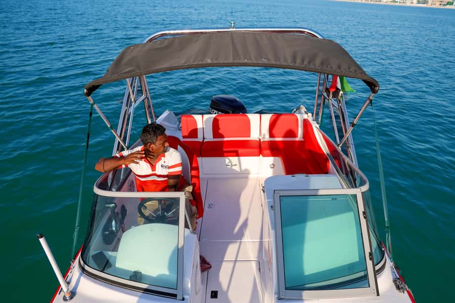 Dubai: Private Boat Tour - JBR/Burj Al Arab/Atlantis options - What you get included, and what you’ll need to bring