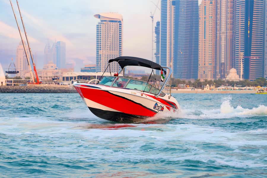 Dubai: Private Boat Tour - JBR/Burj Al Arab/Atlantis options - Getting to the dock: where to meet and how to spot your guide