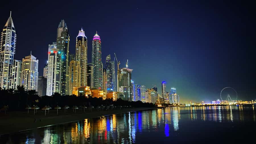 Dubai: Private Luxury Night Boat Tour - Key things that make this night boat tour work