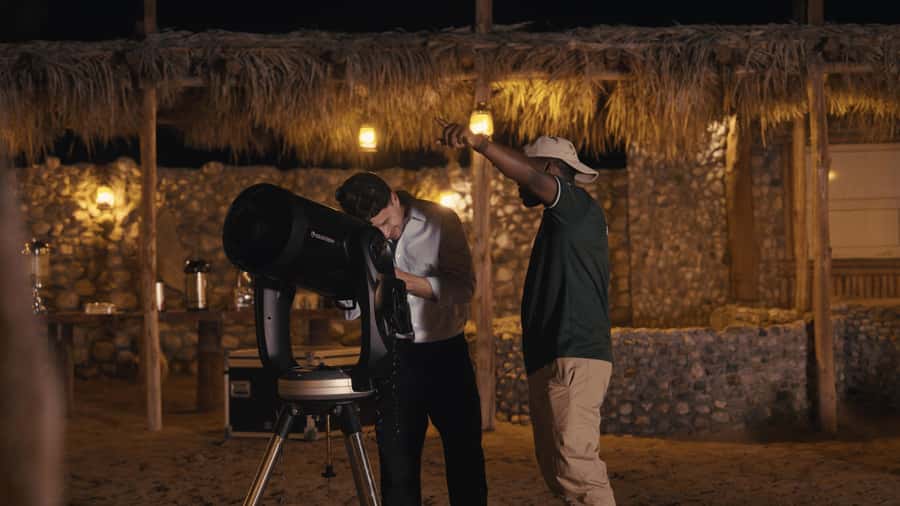 Dubai: Private Night Safari & Astronomy with 3-Course Dinner - A 1950s Land Rover makes the desert feel far away