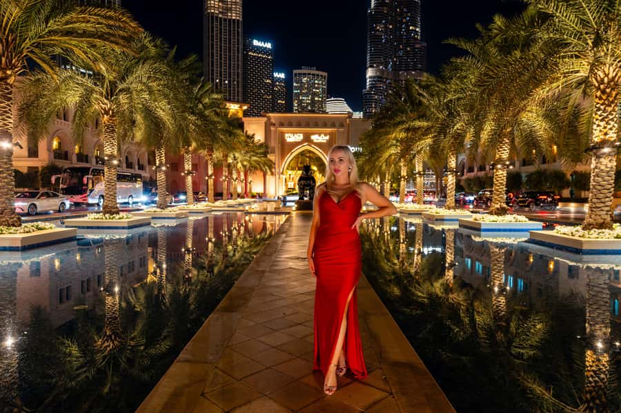 Dubai: Private Photoshoot with Hotel Pickup and Drop-off - Choosing Your Locations: One Spot or a Full Photo Day