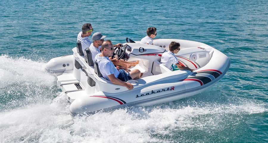 Dubai: Private Self-Drive SeaKart Jet Ski Boat Tour - Why this SeaKart tour feels different in Dubai