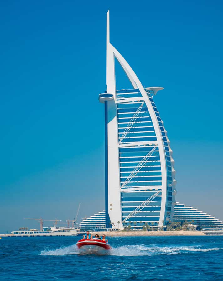 Dubai: Private Self-Drive SeaKart Jet Ski Boat Tour - The sightseeing loop: iconic stops with a moving viewpoint