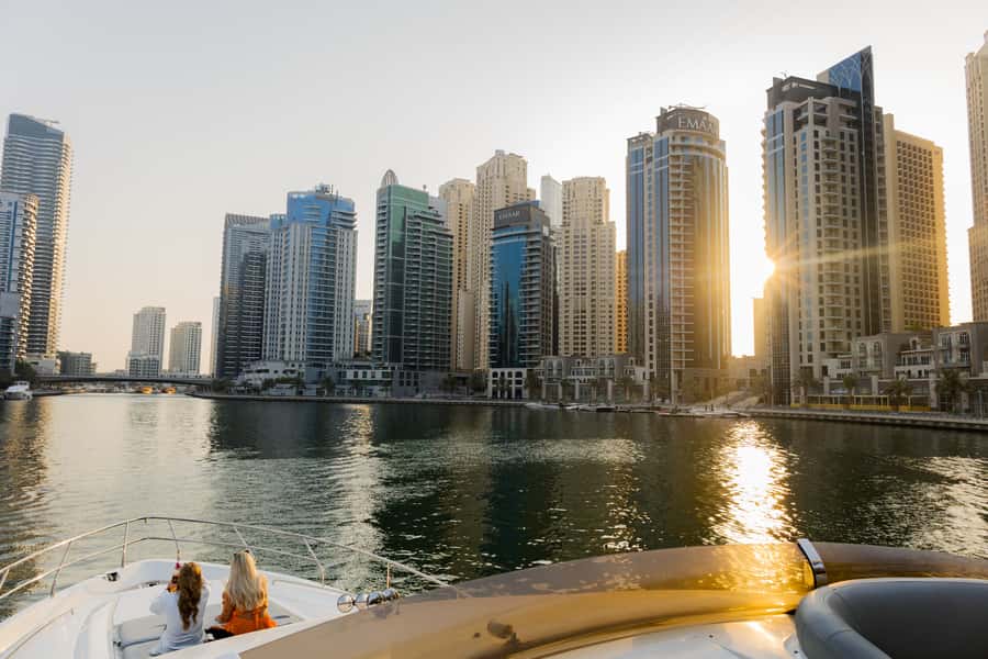 Dubai: Private VIP Luxury Yacht Tour with BBQ & Drinks - Why this VIP yacht feels like a Dubai upgrade