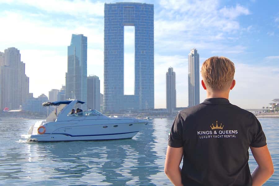 Dubai: Private Yacht Cruise for Unforgettable Memories - Key things that make this yacht cruise worth your time