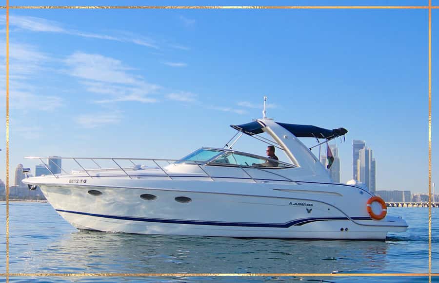 Dubai: Private Yacht Cruise for Unforgettable Memories - Your 34FT private yacht: comfort, tech, and real onboard function