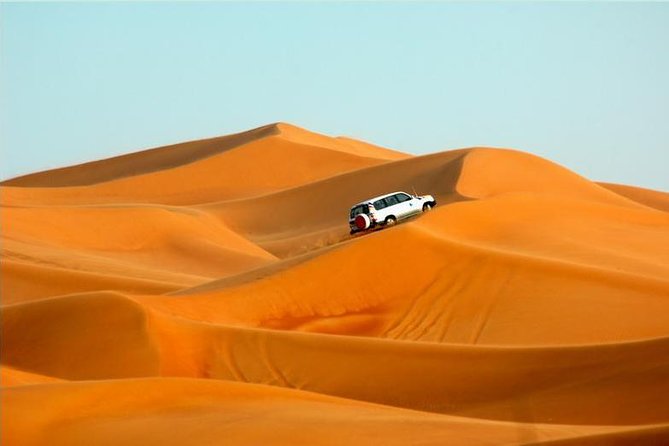 Dubai Red Dune Safari with BBQ Dinner & Live Shows from RAK - How this Red Dune Safari from RAK or Dubai is set up