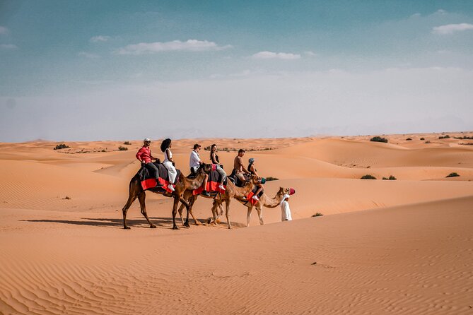Dubai Red Dunes Safari: Dune Bashing, Camel Ride & Breakfast - Group size and guide quality: why morning feels more personal
