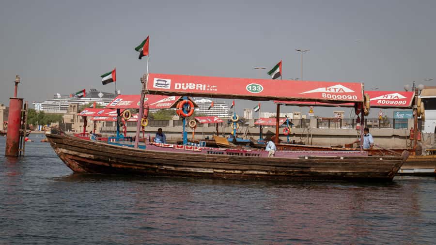 Dubai's Ancient Charm Tour - Spice Souk and Gold Souk, how to shop without rushing your brain