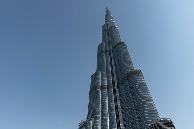 Dubai Secret Food Tours with Access to Burj Khalifa bar - Dubai Aquarium photo stop: quick sights, not a full visit
