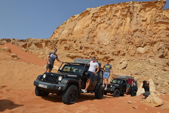 Dubai Self-Drive 4WD Desert and Dune Bash Safari - Fossil Rock and the big viewpoint moment