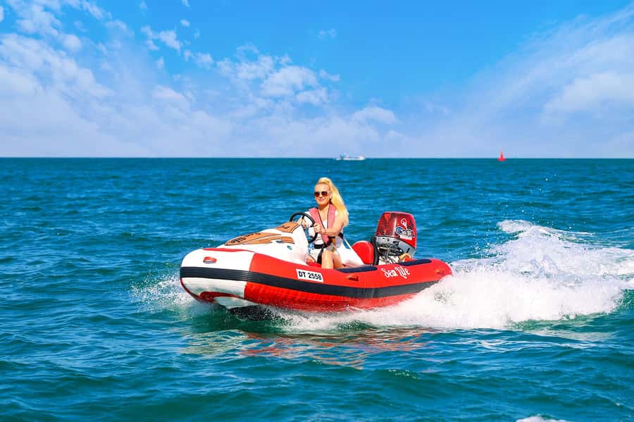 Dubai: Self-Drive Boat Experience for 1 or 2 People - Why driving your own speedboat feels different in Dubai