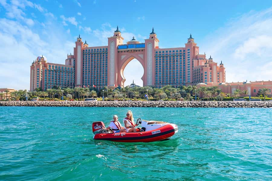Dubai: Self-Drive Boat Experience for 1 or 2 People - Music system and the photo and video payoff