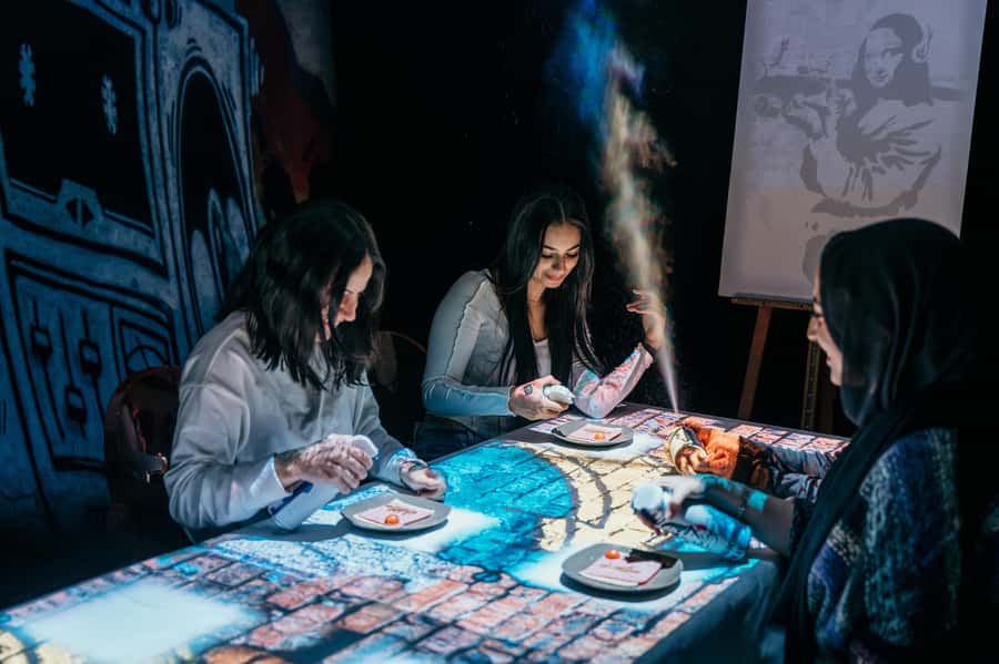 Dubai: Seven Paintings Immersive Dining Show Tickets - Key things to know before you go