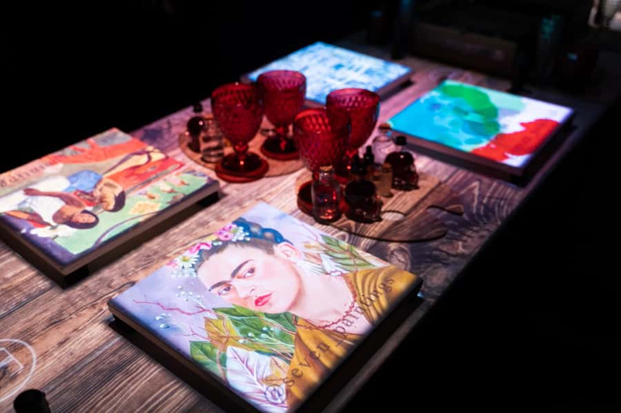 Dubai: Seven Paintings Immersive Dining Show Tickets - Your 7-course art menu, from Picasso plates to Warhol soup can