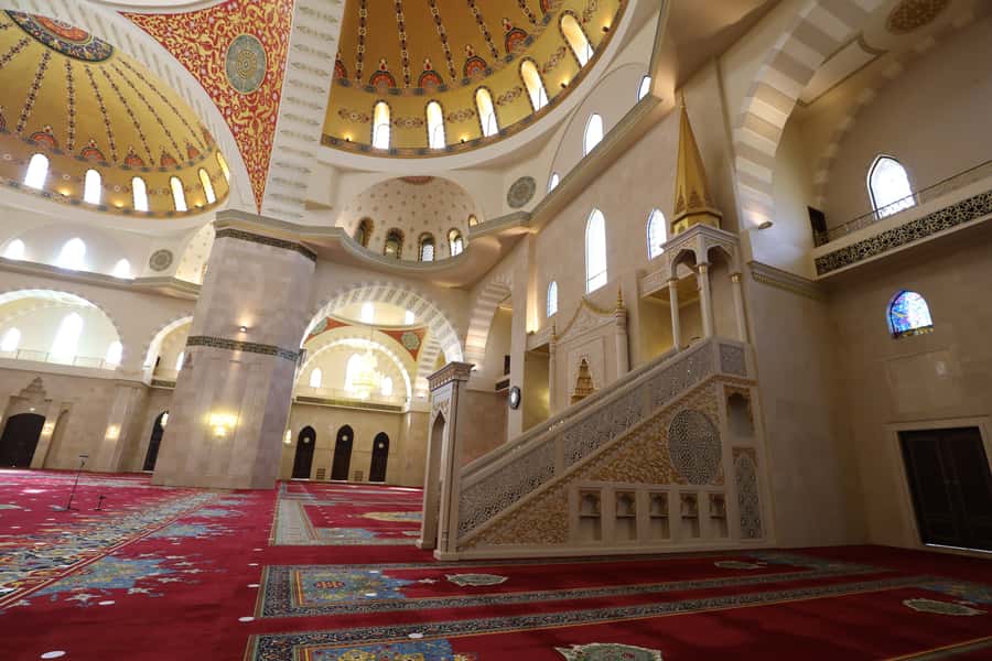 Dubai: Sheikh Zayed Mosque, Fujairah and Khorfakkan Tour - Najd Al Maqsar Heritage Village: What You Might See, and How to Plan