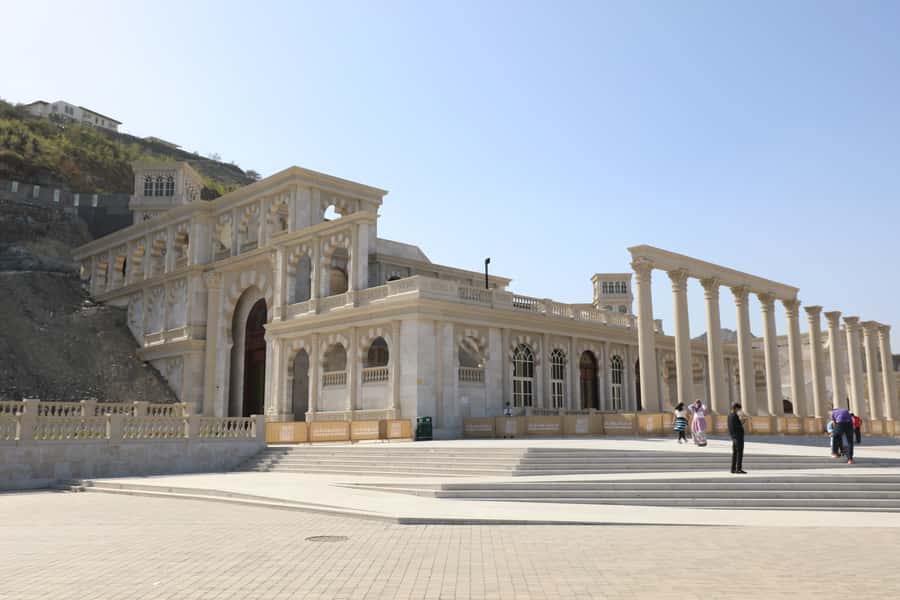 Dubai: Sheikh Zayed Mosque, Fujairah and Khorfakkan Tour - Price and Value: When 9 Hours Costs $438