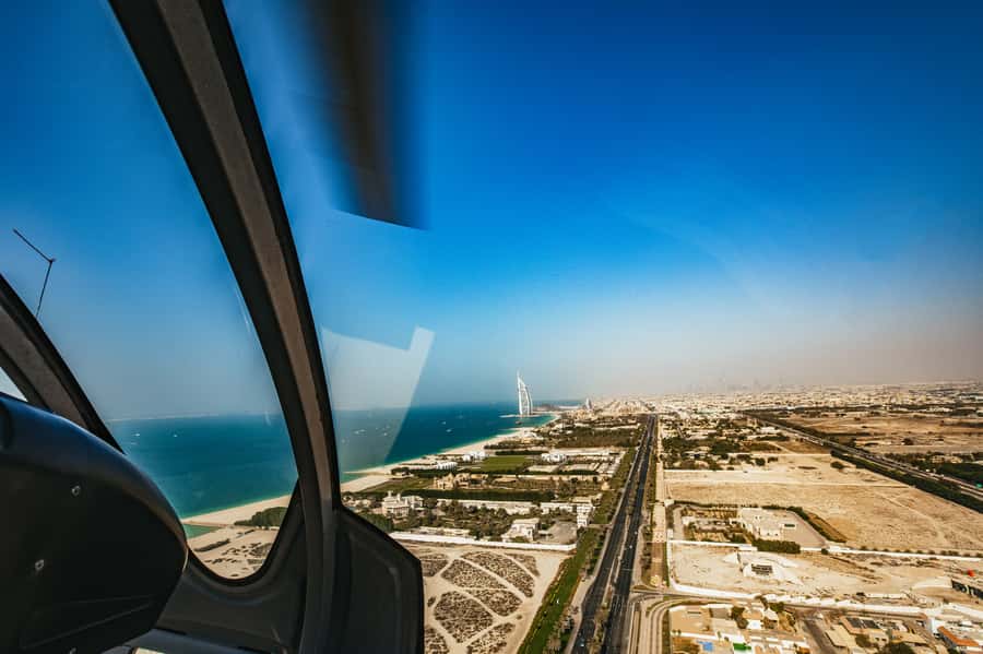 Dubai: Sightseeing Helicopter Ride from The Palm - What you’ll actually see: Dubai’s iconic hits from the sky