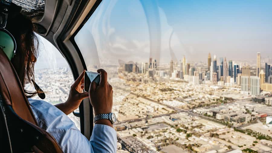 Dubai: Sightseeing Helicopter Ride from The Palm - Pilot narration and headsets, the detail most people forget to budget for