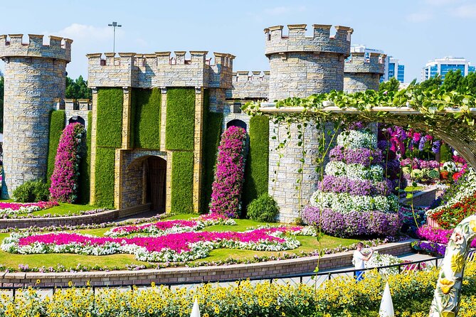 Dubai: Skip-The-Line Ticket to Dubai Miracle Garden - Getting There and Moving Around: Walking Pace, Crowds, and Scale