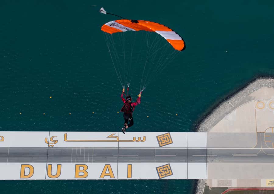 Dubai: Skydive at The Palm with Photos, Video & Yacht Tour - Who this Palm tandem jump suits, and who should skip it
