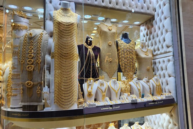 Dubai Souks, Museum Guided Tour with Boat Ride and Food Tastings - Al Fahidi Historical Neighbourhood: traditional lanes and wind-tunnel design