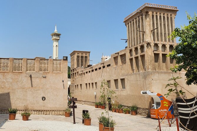Dubai Souks, Museum Guided Tour with Boat Ride and Food Tastings - Museum of Illusions: a fun sensory break inside the old-city flow