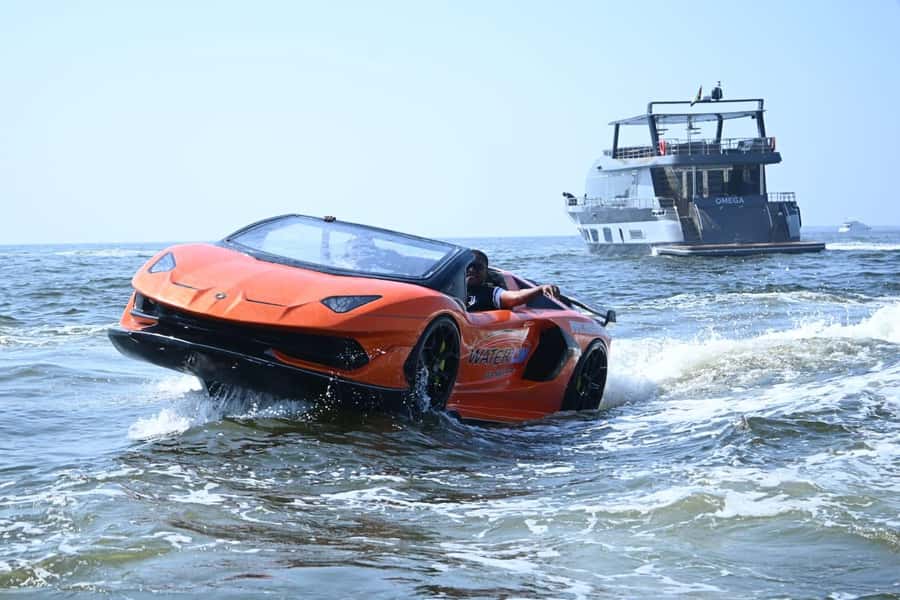 Dubai: Splash & Thrill | 20min Jet Car DXB Harbour - Where you meet, what the pre-ride routine feels like
