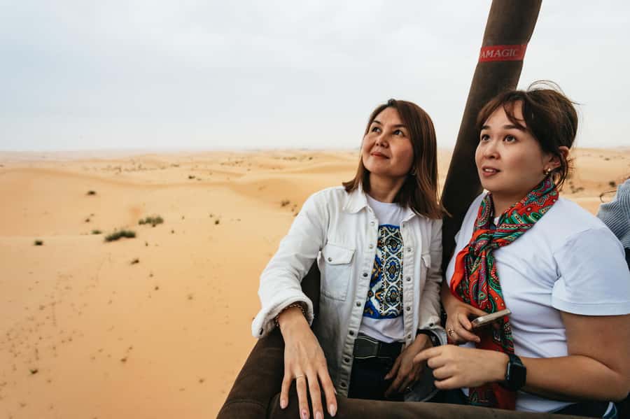 Dubai: Sunrise Balloon Flight with Camel Ride & Breakfast - Landing, Bedouin Camp Breakfast, and the Camel Ride Moment