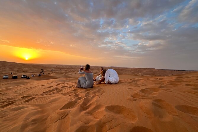 Dubai Sunrise / Morning private safari tour - From pickup to Lahbab: the value of an air-conditioned ride
