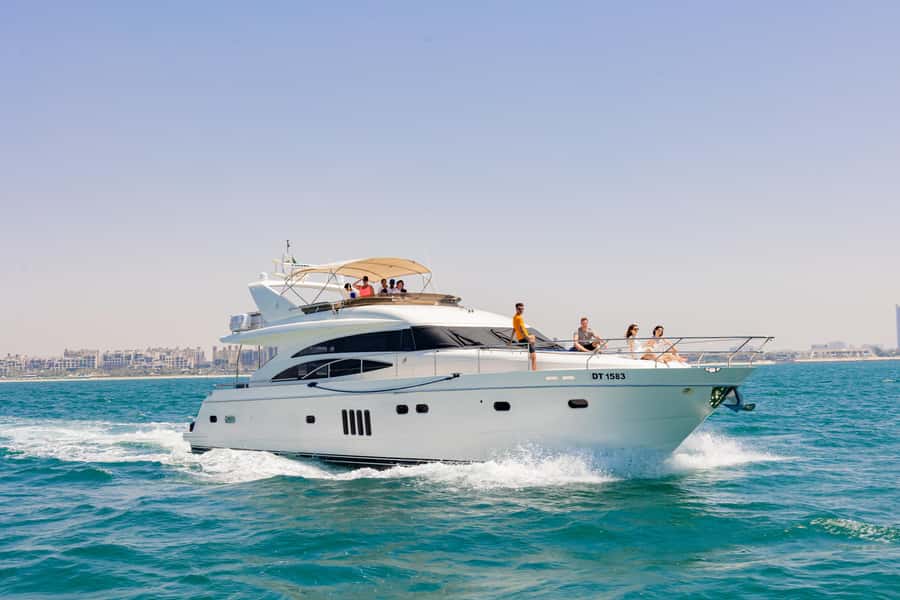 Dubai: The Luxury Yacht Tour with Live BBQ Option - Comfort rules that affect your experience more than you think