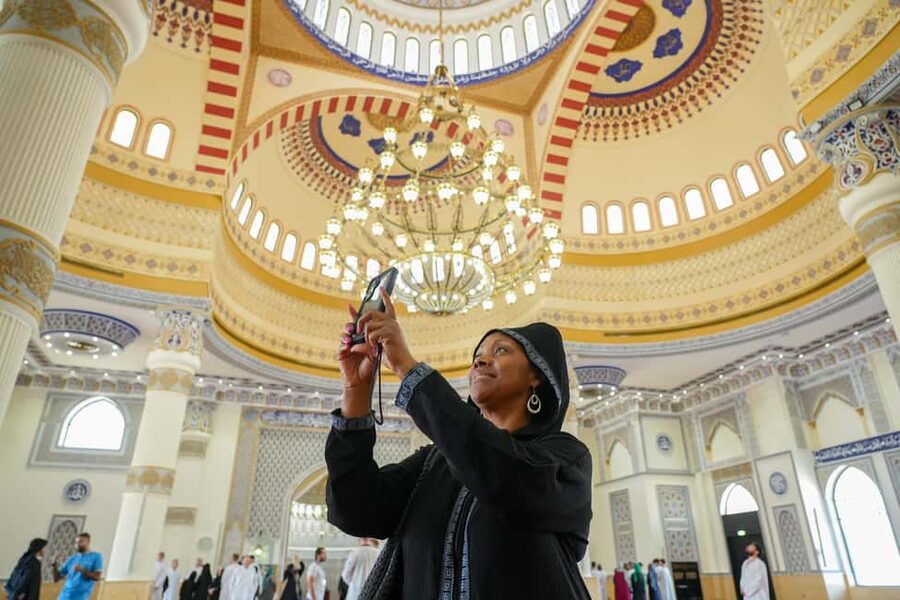 Dubai Top Highlights: Frame Entry, Souks, Abra & Street Food - Gold Souk and Spice Souk: the smell test, plus the best browsing