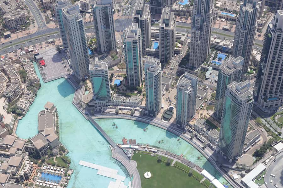 Dubai: VIP Private City Tour with Burj Khalifa Entry Tickets - Sheikh Zayed Road photo points: Museum of the Future and the Golden Frame