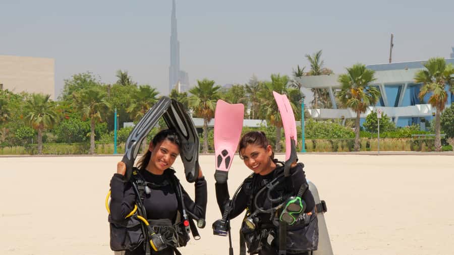 Dubai: VIP Private Scuba Dive with Free Hotel Transfer - Photos and videos: unlimited take-home memories