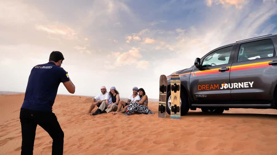 Dubai Waves & Dunes: Luxury Yacht Cruise w/ Red Dunes Safari - Desert to coast timing: why the order matters