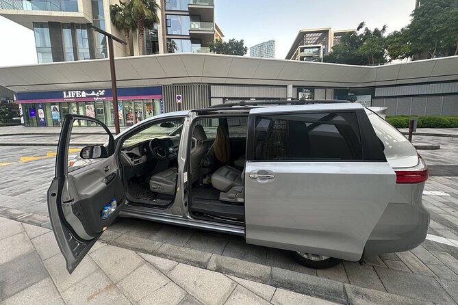 DXB Airport Exclusive Private Arrival or Departure Transfers - The Ride: Air-Conditioned Comfort, Wi-Fi, and Vehicle Choice
