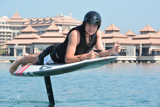 E-foil Audi in Dubai Palm Jumeirah by Water World Sports - E-foiling on The Palm: why the 20-minute flight hits so hard