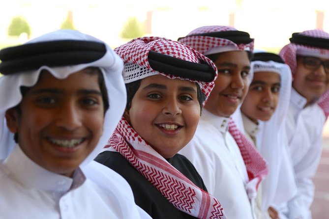 Enjoy Desert Safari With BBQ Dinner and Many More - Dune Drive, Falcan Spotting, and the Sunset Photo Window