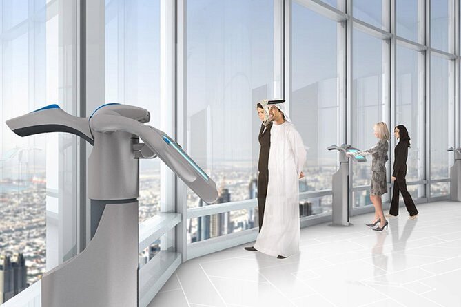 Entrance Ticket to Burj Khalifa - Who should book (and who should pick another plan)