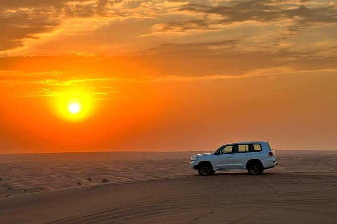 Evening Desert Safari Dubai BBQ Dinner Dune Bashing Dune Buggy - Camp Evening: Henna, Arabic Dress Photos, and the Show Lineup