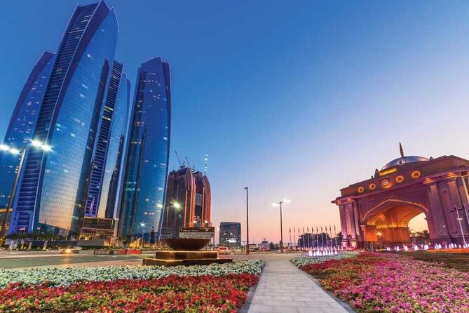 Exclusive Abu Dhabi tour, without Ferrari World - Yas Island: Modern Abu Dhabi in Built Form