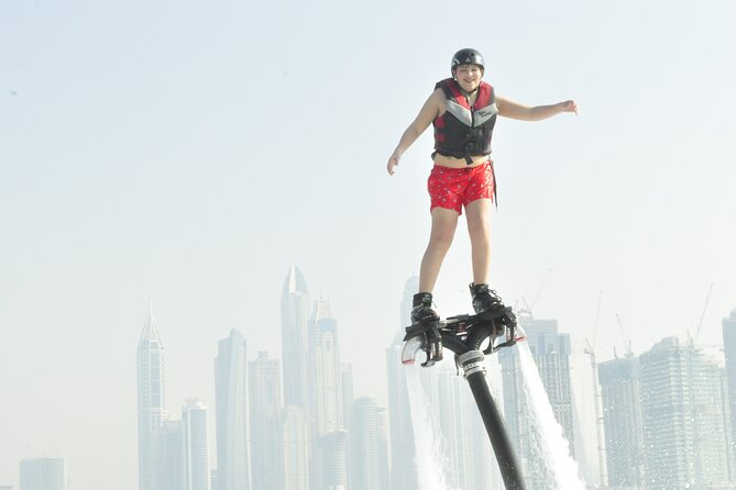 Flyboard in Dubai - Flight time over Dubai: 20 minutes of balance, stunts, and adrenaline