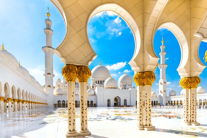 From Dubai: Abu Dhabi City Sightseeing And Sheikh Zayed Mosque - The Corniche Photo Loop: Etihad Towers and Emirates Palace Views