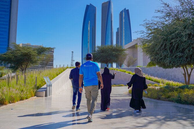 From Dubai: Abu Dhabi City Sightseeing & Sheikh Zayed Mosque - Sheikh Zayed Grand Mosque: The Main Event, Plus Dress-Code Reality