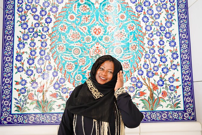 From Dubai: Abu Dhabi Full-Day Trip with Louvre & Grand Mosque - Sheikh Zayed Grand Mosque: what to expect and how to dress fast