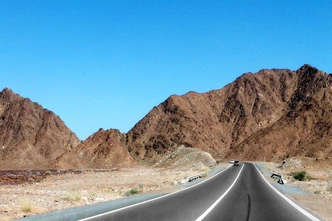 Fujairah Private day trip from Dubai with Lunch - Fujairah feels like a different UAE