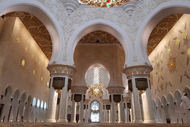 Full-Day Abu Dhabi City Tour from Dubai Including Lunch - Entering the Sheikh Zayed Grand Mosque: dress code and why timing matters