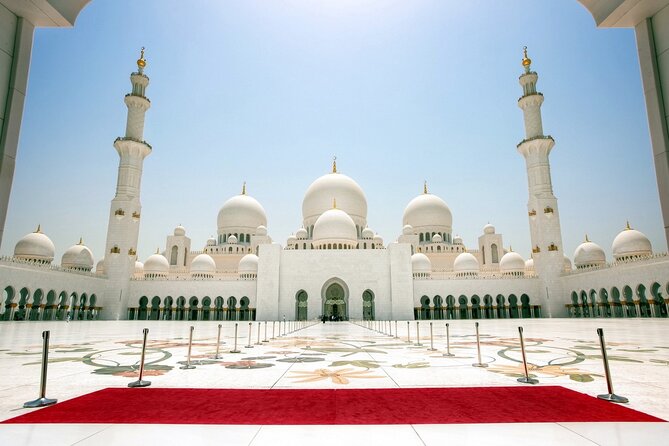 Full Day Abu Dhabi City Tour with Sheikh Zayed Mosque - Emirates Heritage Village: a short guided culture hit