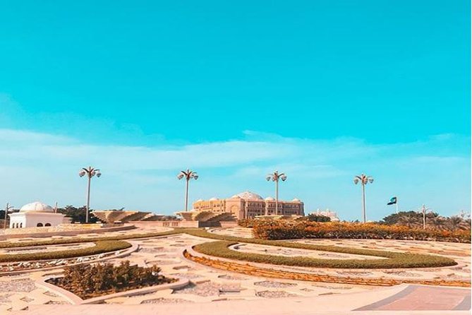 Full-Day Tour of Abu Dhabi from Dubai, Sheikh Zayed Grand Mosque - Islamic Art Museum and Saadiyat: the cultural pause